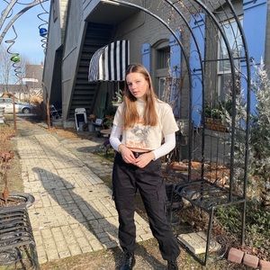 Meet your Posher, Lexi